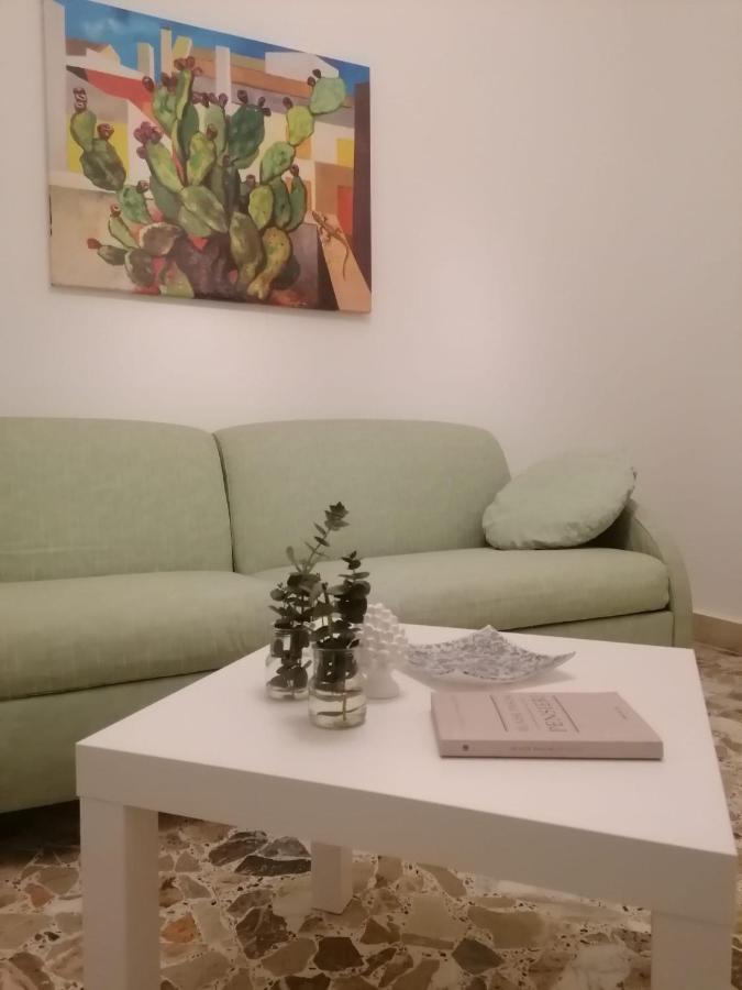 Anna Holiday Home Giardini-Naxos Buitenkant foto