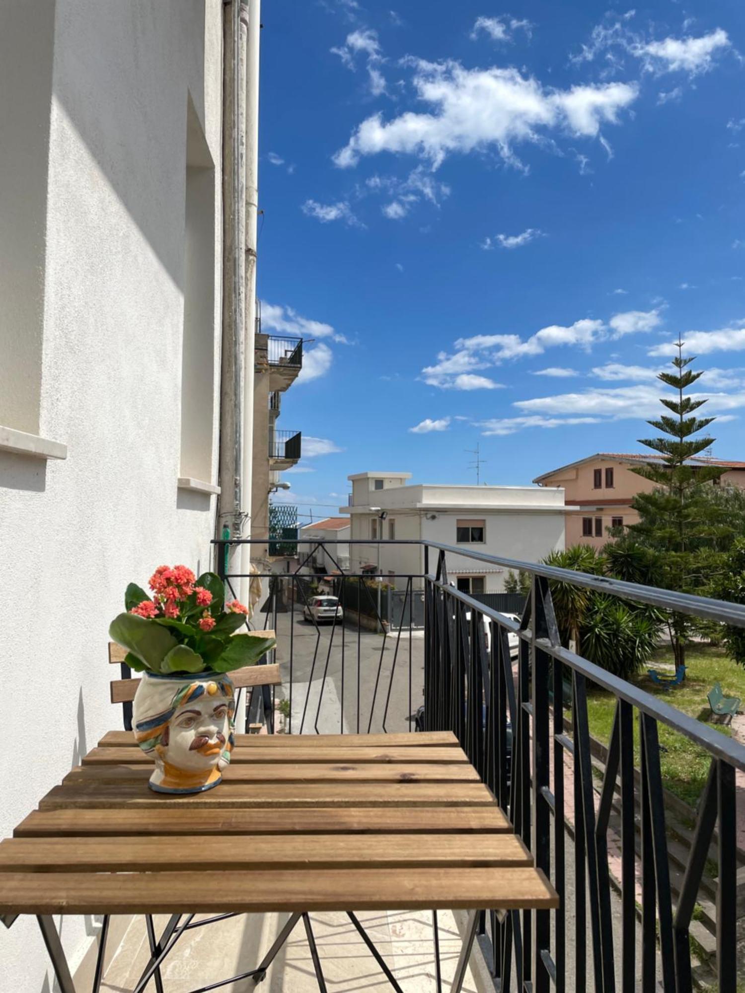 Anna Holiday Home Giardini-Naxos Buitenkant foto